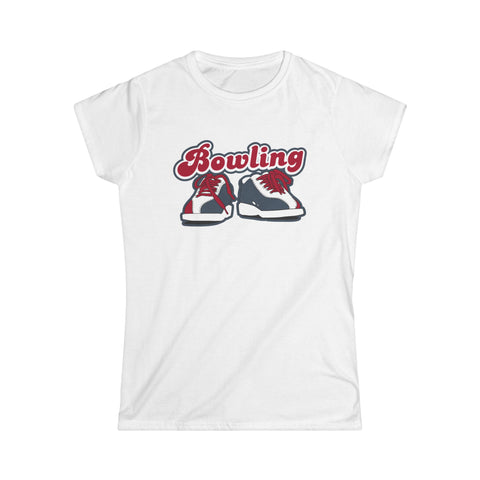 I Hate Bowling But I Love Sharing Shoes With Strangers - Women's T-Shirt